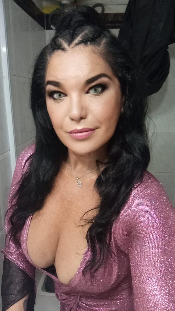 672984954: Transexual en Valencia