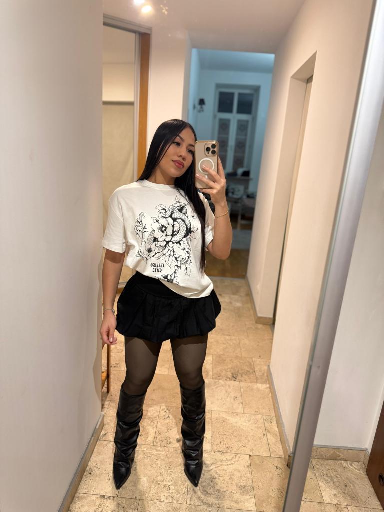 Chica busca chico en Barcelona: 