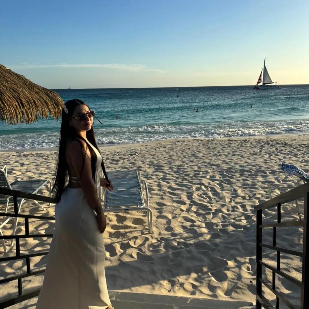 Chica busca chico en Almería: 
