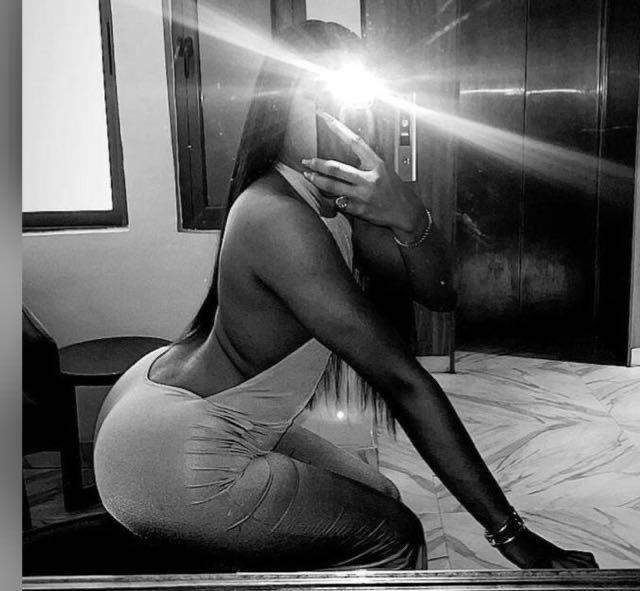Chica busca chico en Mallorca: 