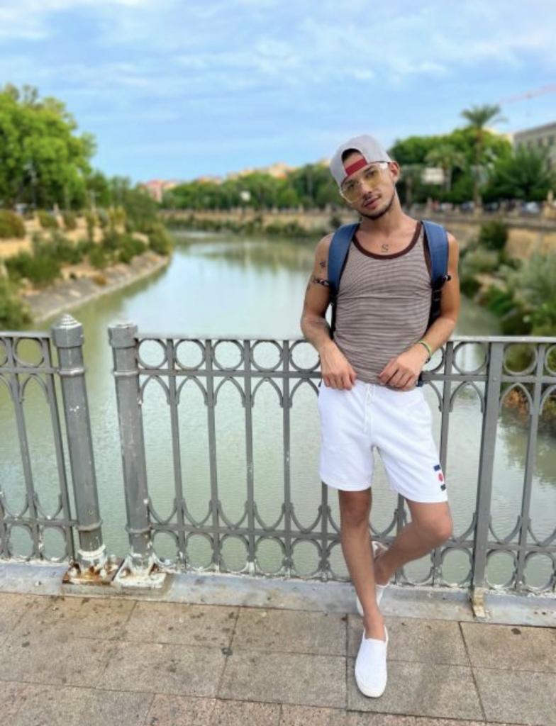Chico busca chica en Murcia: 
