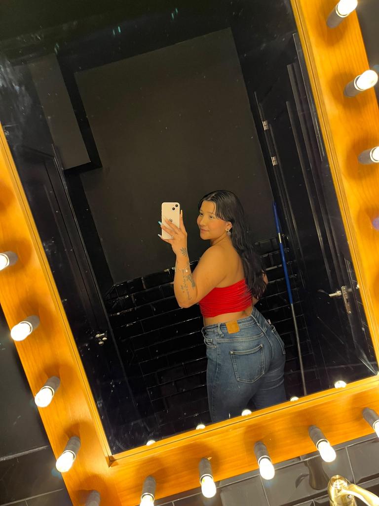 612281516: Chica busca chico en Cádiz