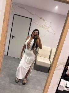 684760407: Chica busca chico en Málaga