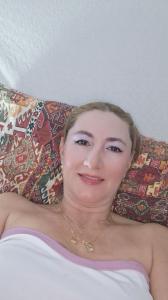 604885078: Chica busca chico en Almería