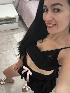 633922997: Chica busca chico en Barcelona