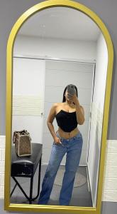 663311515: Chica busca chico en Málaga