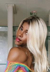 654534827: Travesti en Barcelona