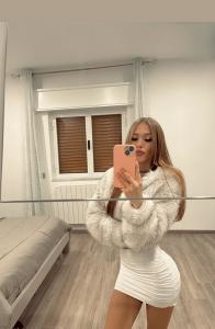 634331688: Chica busca chico en Mallorca