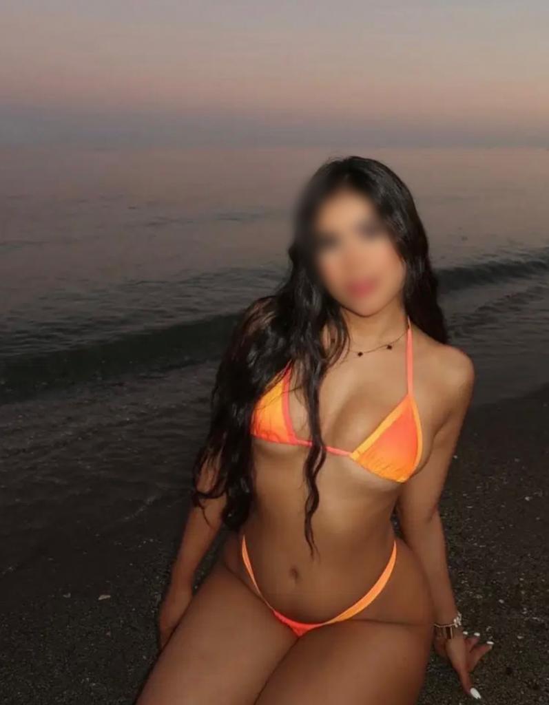 Chica busca chico en Sevilla: 