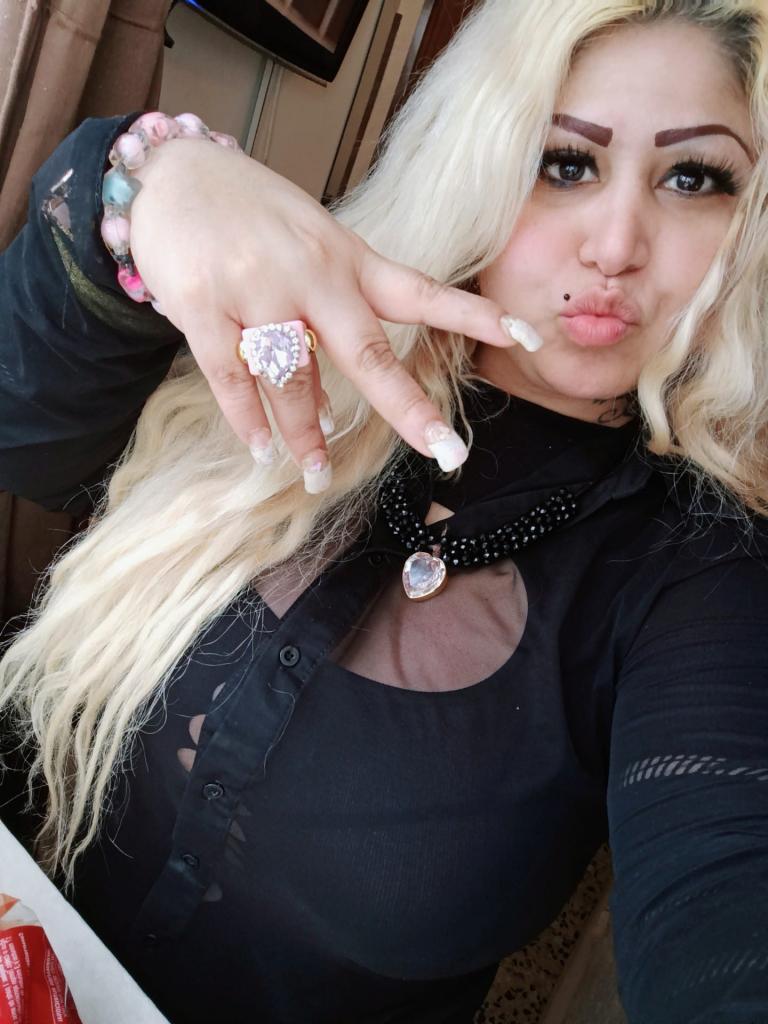 653974823: Chica busca chico en Navarra