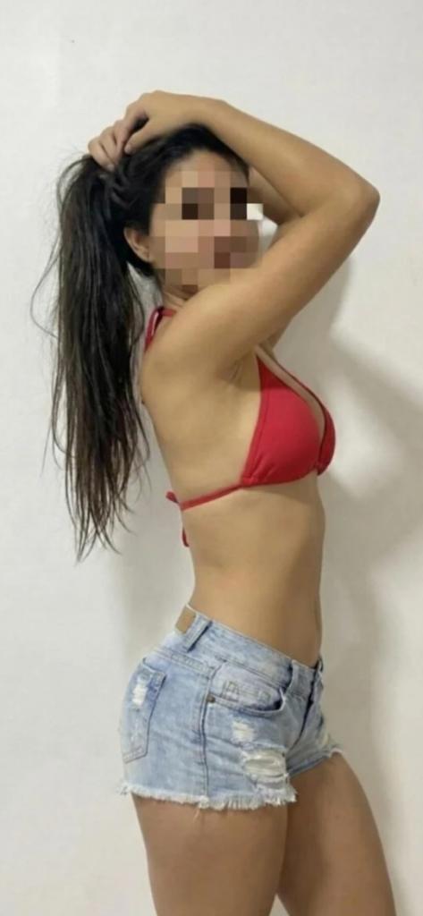 Chica busca chico en Cádiz: 