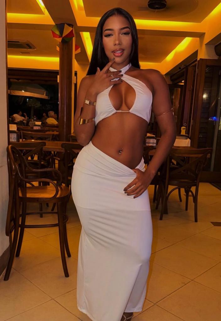 604225782: Chica busca chico en Madrid