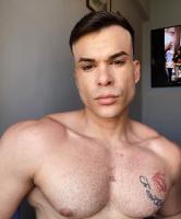 607451580: Chico busca chica en Málaga