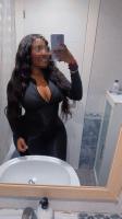 672083876: Chica busca chico en Barcelona