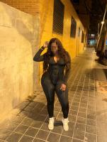 672083876: Chica busca chico en Barcelona