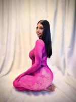 672051155: Chica busca chico en Madrid