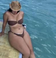 631663306: Chica busca chico en Sevilla