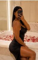 663311515: Chica busca chico en Málaga