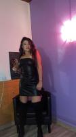 614459597: Chica busca chico en Barcelona