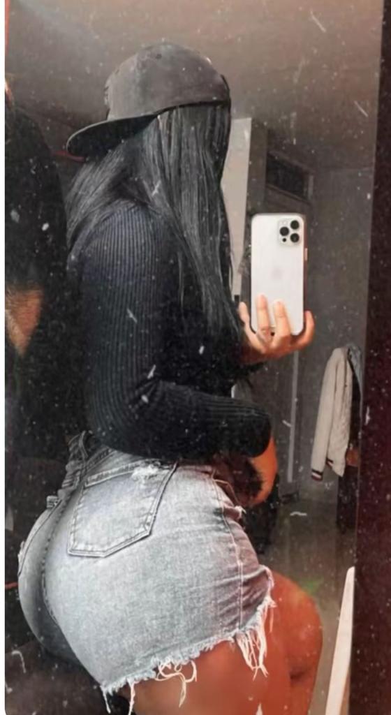 Chica busca chico en Cádiz: 
