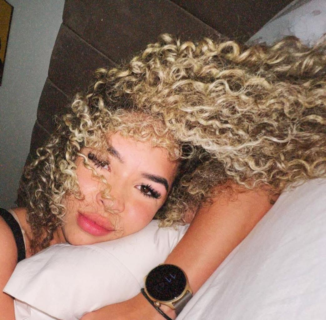 617026723: Chica busca chico en Almería