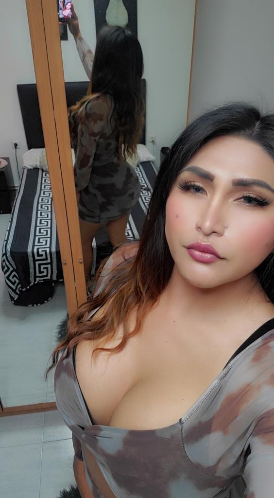 661048244: Travesti en Barcelona