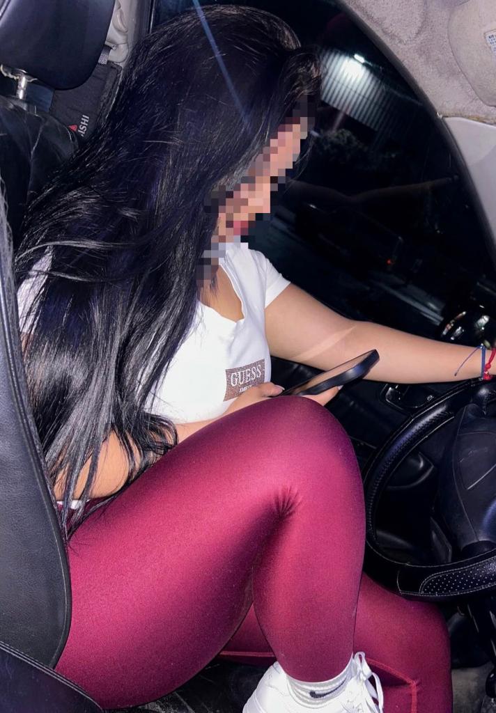 Chica busca chico en Sevilla: 