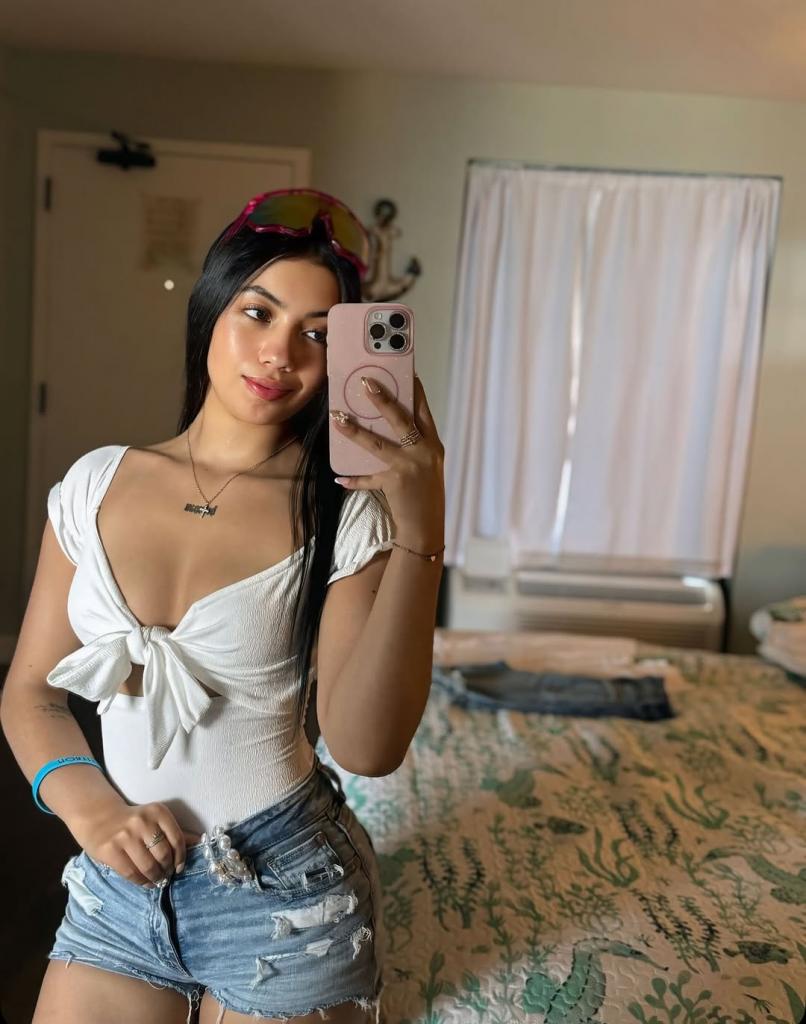 Chica busca chico en Tenerife: 