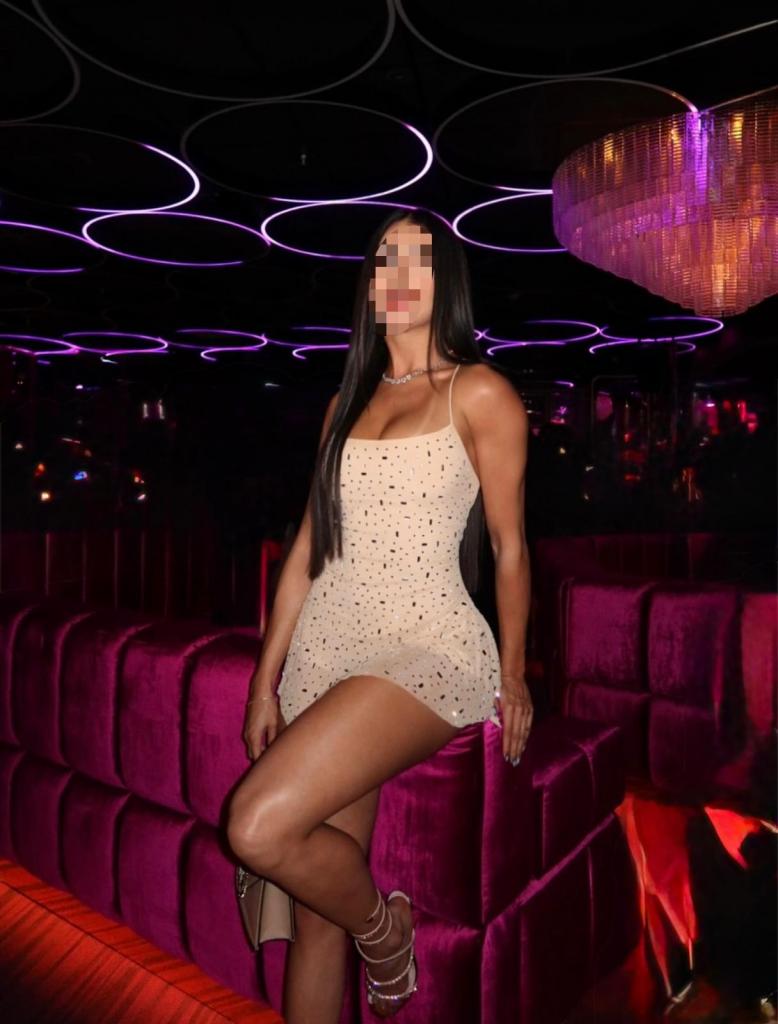 Chica busca chico en Huelva: 