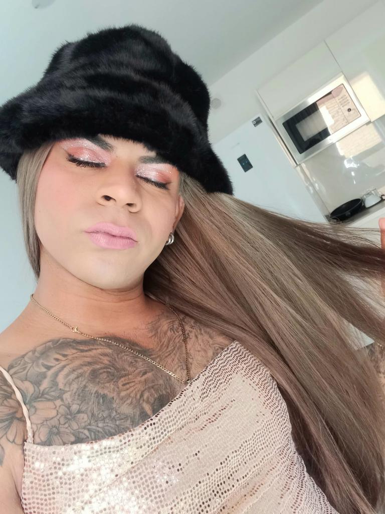 Chico busca chica en Las Palmas: 