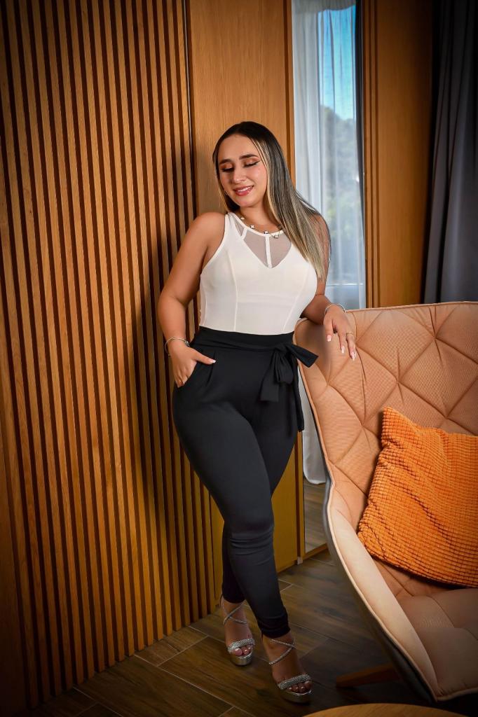 605150266: Chica busca chico en Mallorca