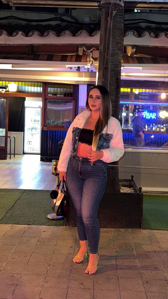 Chica busca chico en Mallorca: 