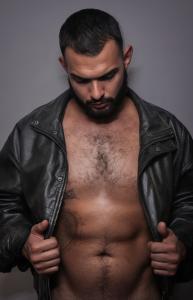 643913426: Chico busca chica en Huelva