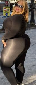 605229288: Chica busca chico en Melilla