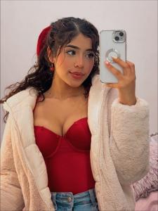 631652765: Chica busca chico en Barcelona