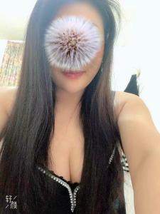 653079475: Chica busca chico en Valencia