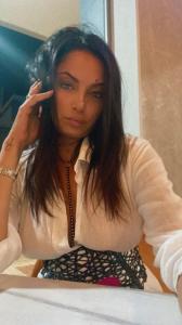 613503977: Chica busca chico en Ibiza