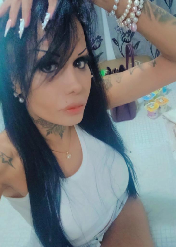 623710723: Chica busca chico en Almería