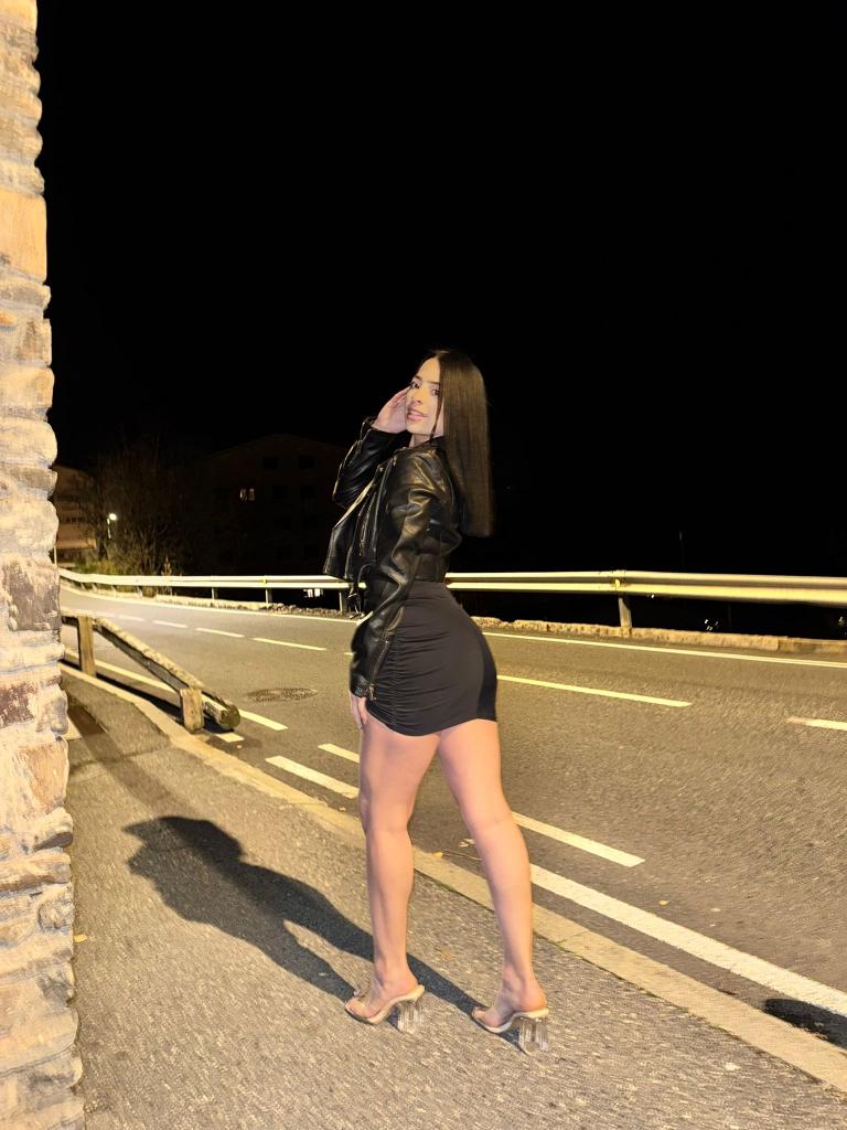 Chica busca chico en Lérida: 