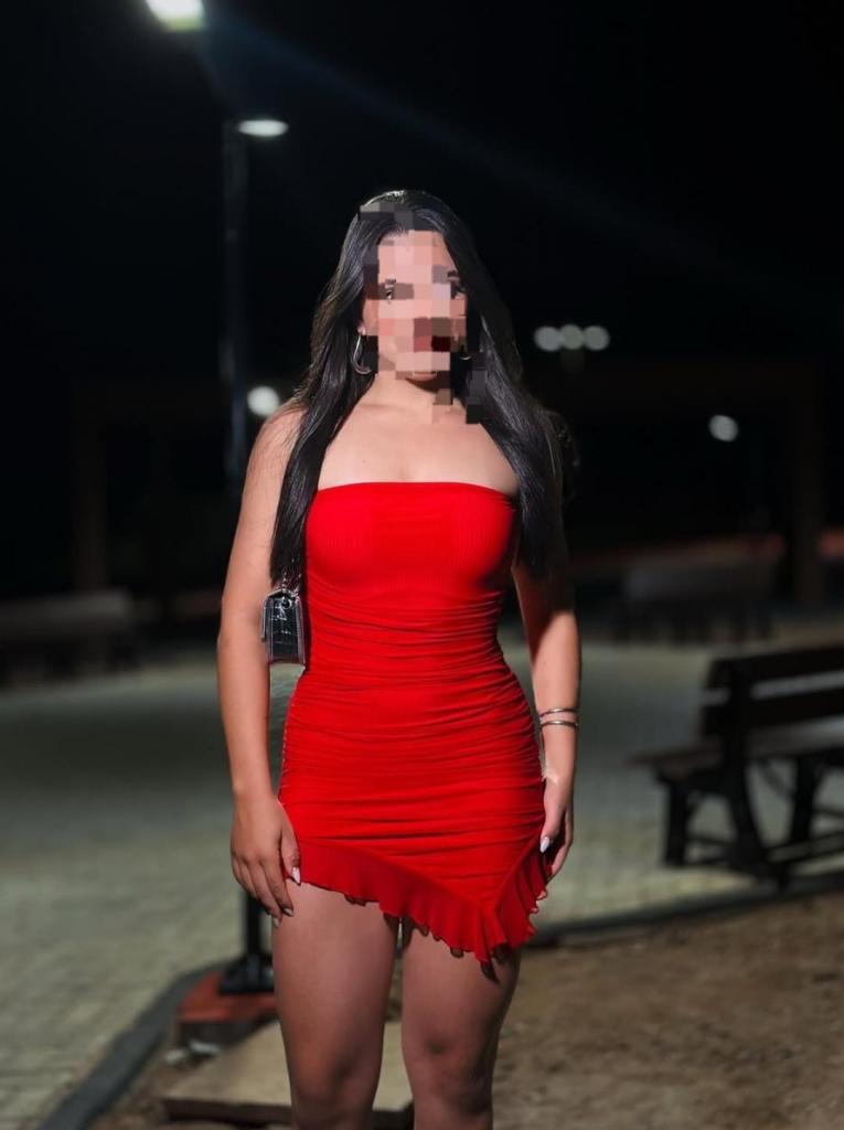 Chica busca chico en Cádiz: 