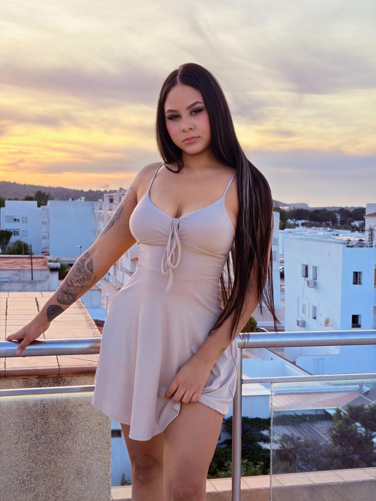 655203244: Chica busca chico en Tarragona