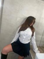 617746381: Chica busca chico en Madrid