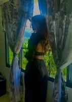 617746381: Chica busca chico en Madrid