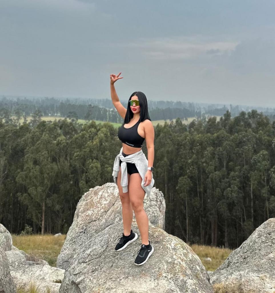 Chica busca chico en Tenerife: 