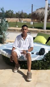 Chico busca chica en Mallorca: 