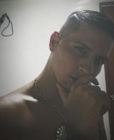 634985260: Chico busca chica en Málaga