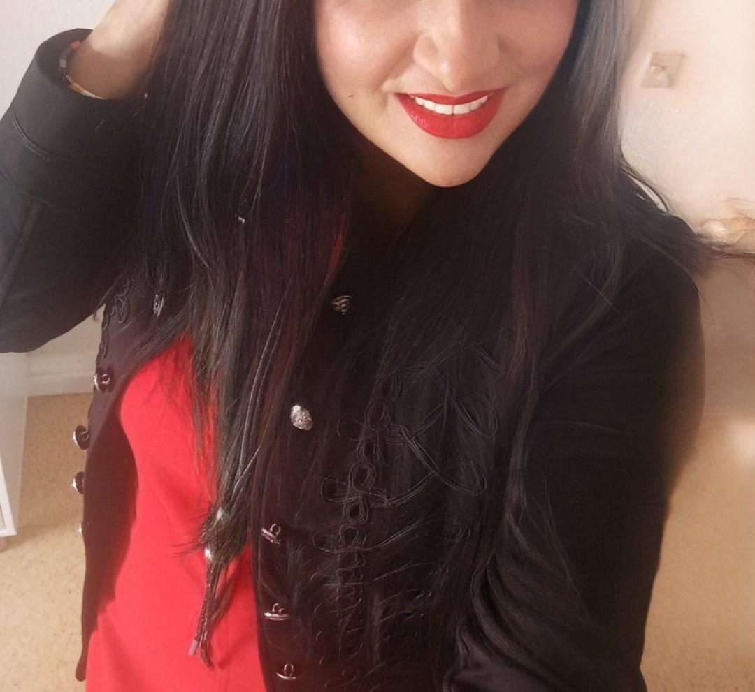613207649: Chica busca chico en Navarra