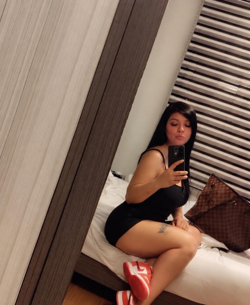 613708098: Chica busca chico en Asturias