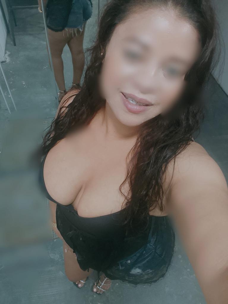 Chica busca chico en Barcelona: 