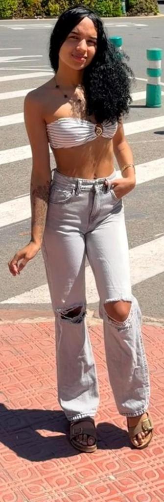 604340932: Chica busca chico en Valencia